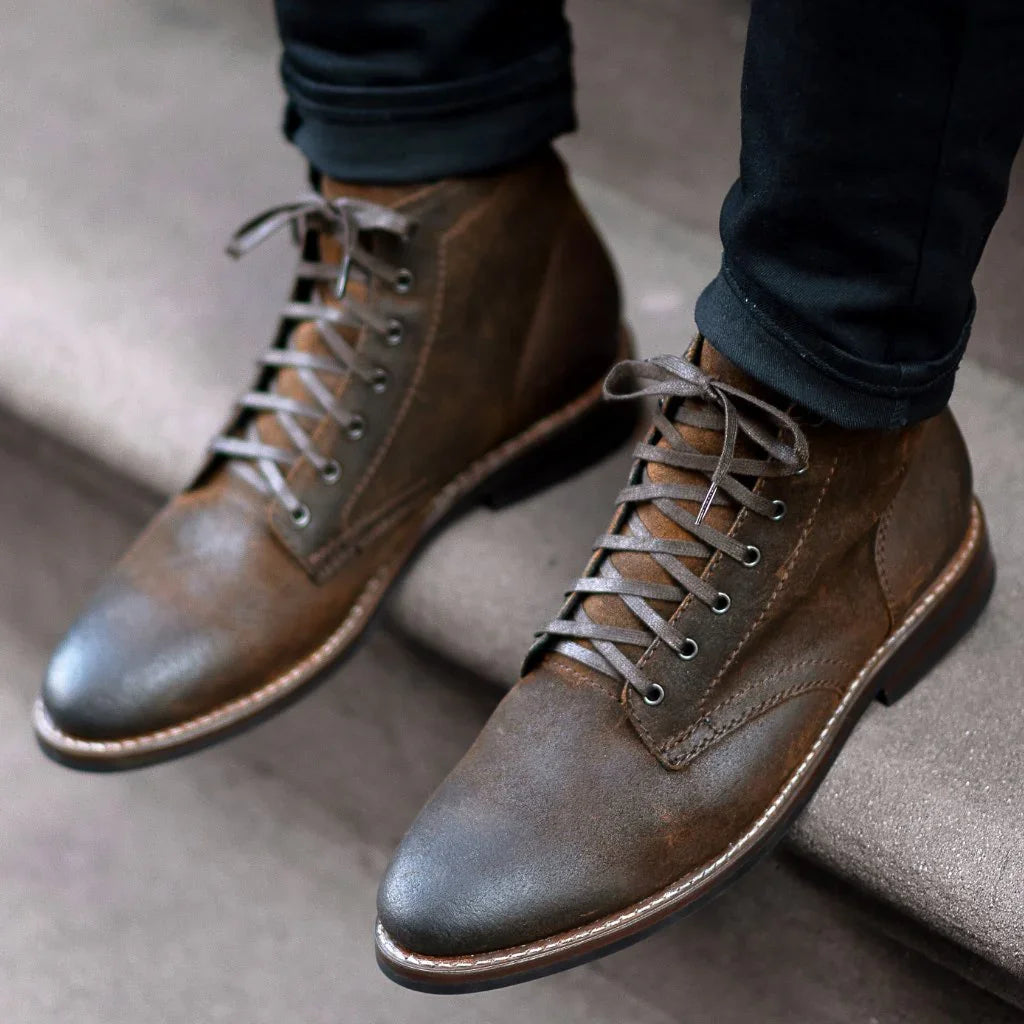 Montenaro Men’s Leather Boots – Premium Craftsmanship & Timeless Elegance