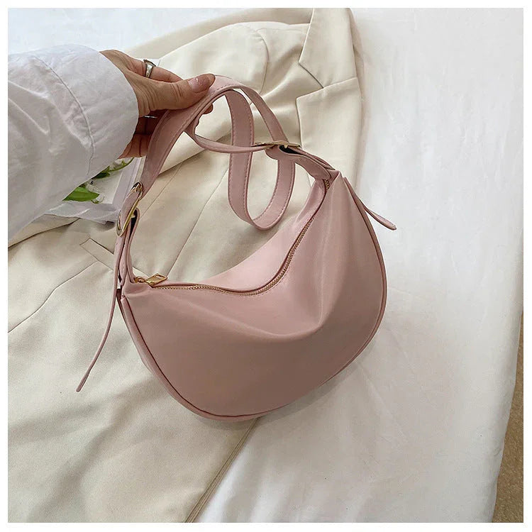 Montenaro Women’s Leather Crossbody Bag – Timeless Elegance & Everyday Comfort