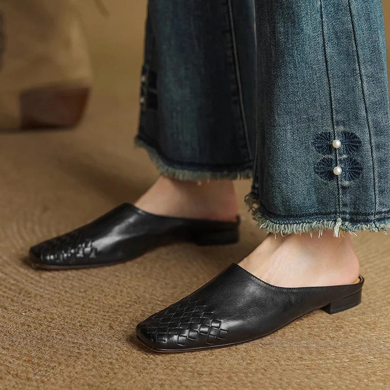 Montenaro Women’s Genuine Leather Flats – Elegant Design & Everyday Comfort