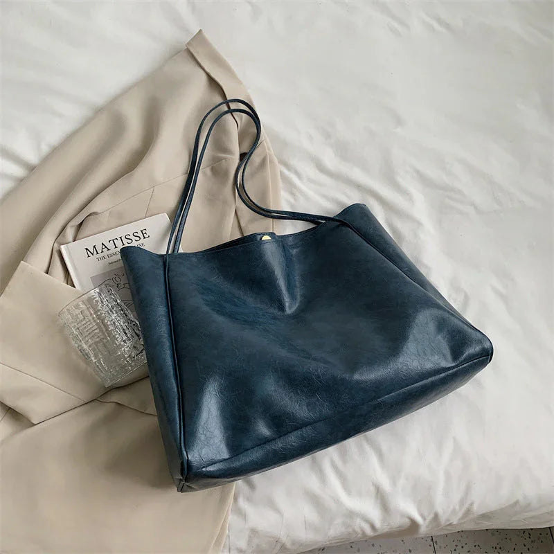 Bolso de hombro Montenaro para mujer, de piel auténtica: elegancia atemporal y artesanía de primera calidad