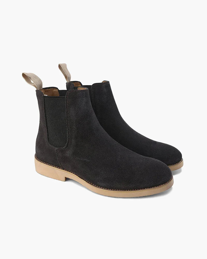 Botas Chelsea de ante para hombre Motenaro: Elegancia clásica en negro y comodidad para el día a día.
